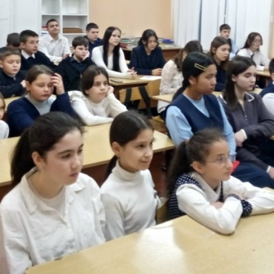 МЫ ПОМНИМ ПОДВИГИ ГЕРОЕВ 1 МЫ ПОМНИМ ПОДВИГИ ГЕРОЕВ 1