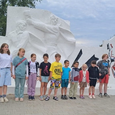 Нам жить и помнить 6