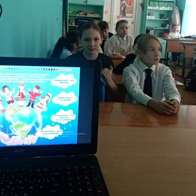 РАЗНЫЕ, НО НЕ ЧУЖИЕ 7